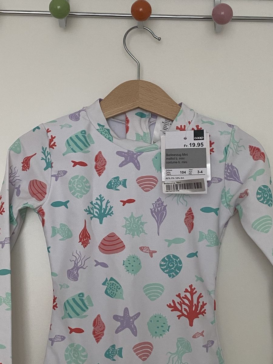 Costumi da bagno & Bikini: Badeanzug Gr. 104 - NEU – Nuovo e nell'imballaggio originale da WEINFELDEN venduto da marygloss 1