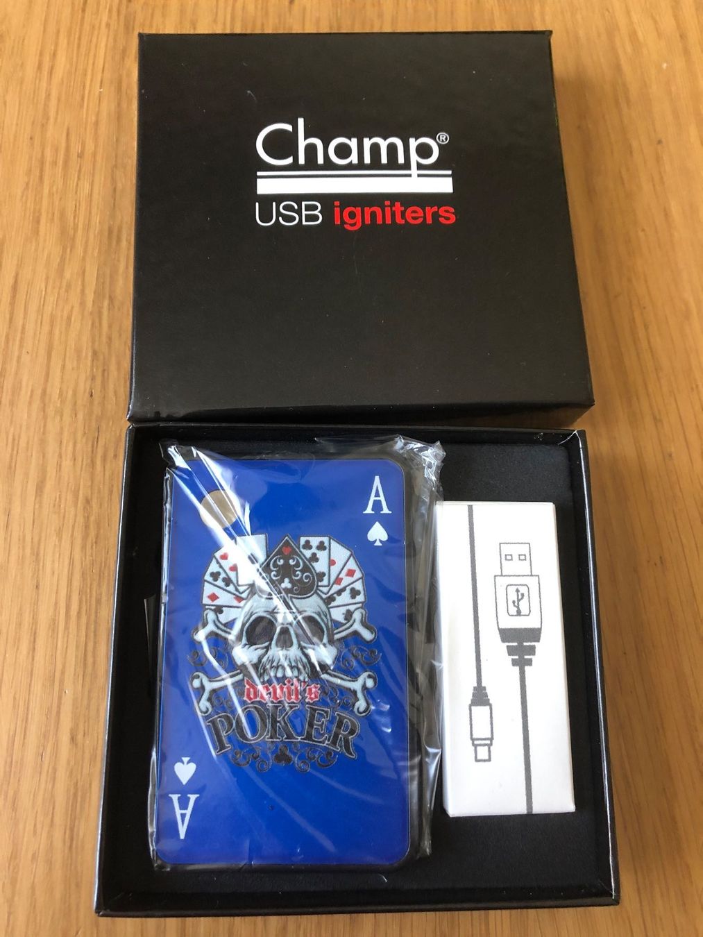 Accendini: Champ USB Feuerzeug / Lighter  Neu – Nuovo e nell'imballaggio originale da Basel venduto da ampra2276 5