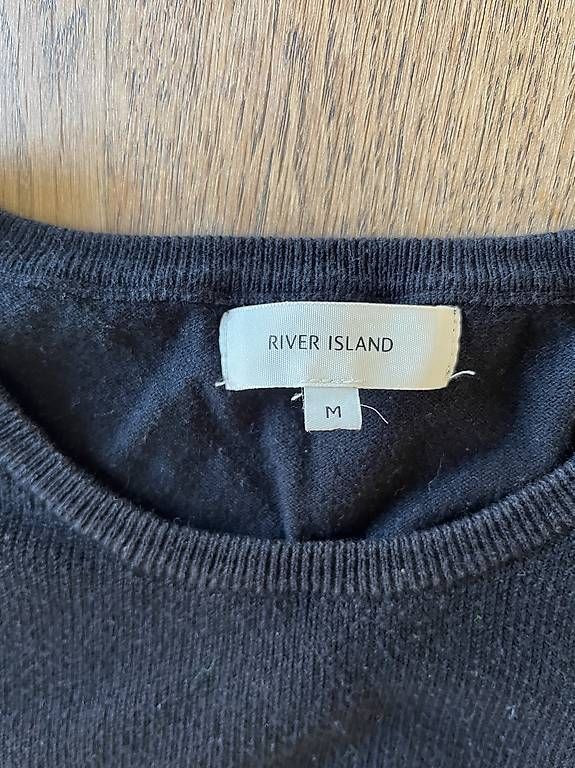 Pulls & Sweat-shirts: Schlichter Pullover – D'occasion à Zürich par lin_92hw 1