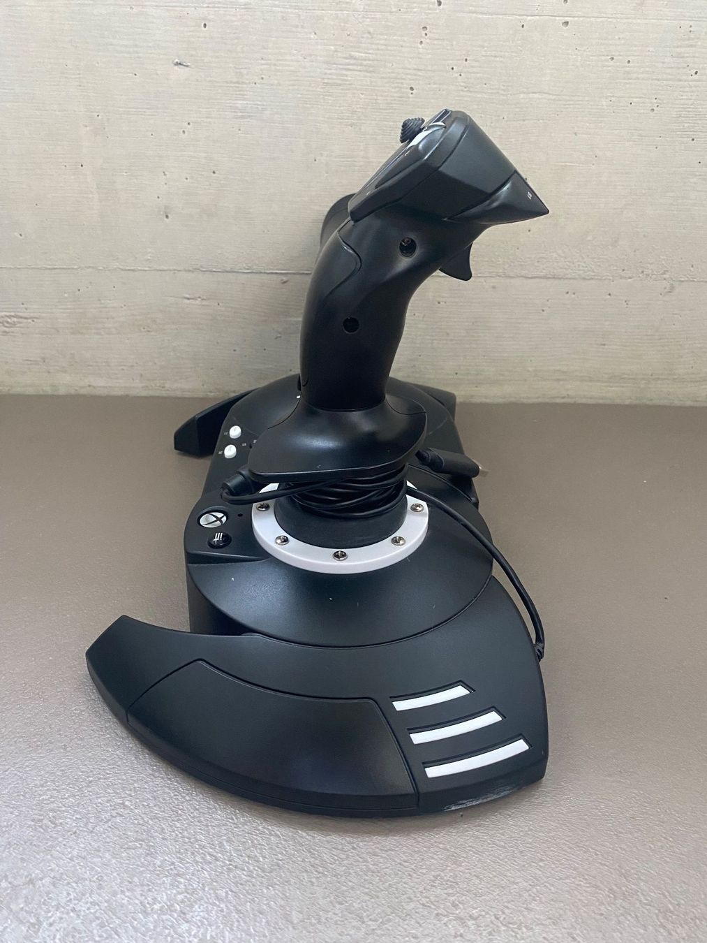 Thrustmaster Manettes: Thrustmaster T.Flight Hotas One pour XBOX et PC – Neuf (Voir description) à Villeret par Minigebe 3
