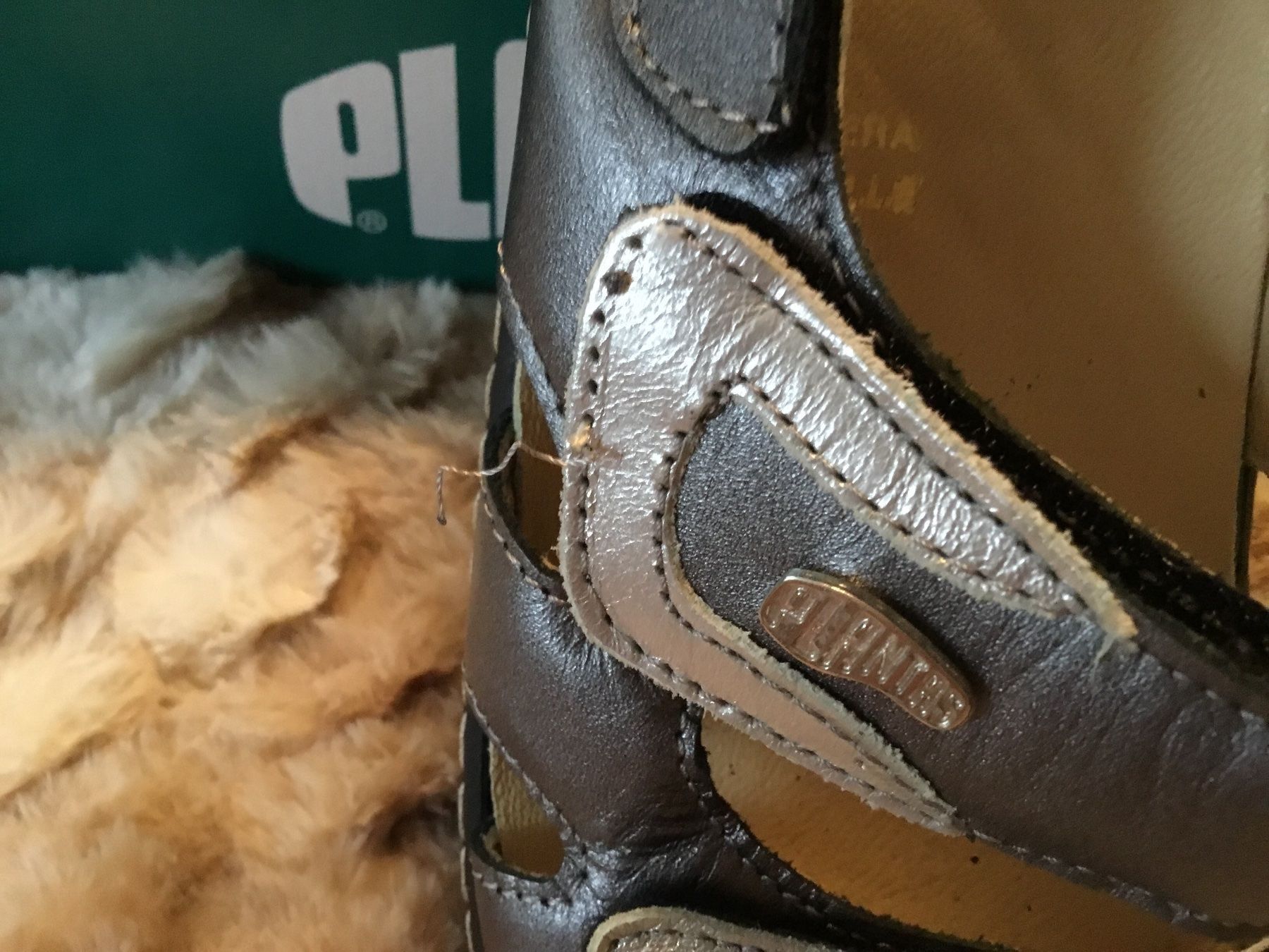Scholl Damenschuhe: Sandales confort réglables pt 40 – Neu und originalverpackt aus Le Landeron von nic_8hd5 1