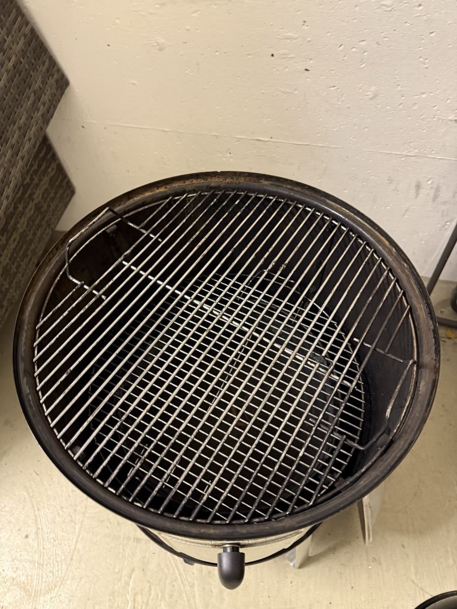 Weber Grills: Weber Smoker - Gross – Gebraucht aus Zürich von Hansi_Winter 5
