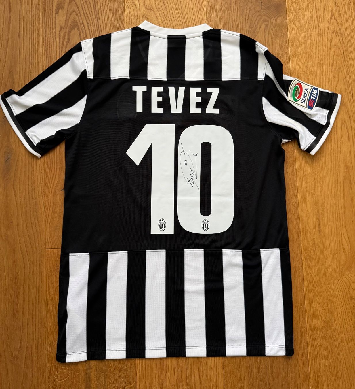 Canottiere & Pantaloni: TEVEZ - Juventus Authentic Jersey – Usato da Dielsdorf venduto da nicolicious