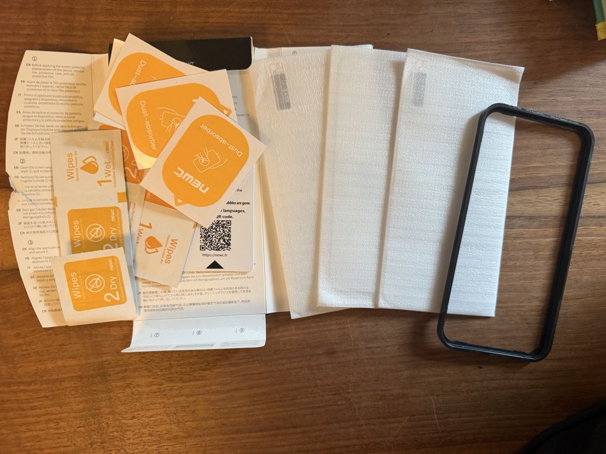 Apple Handys / Smartphones: Iphone 15 pro Panzerglas – Neu (gemäss Beschreibung) aus Buch am Irchel von Lyah 1