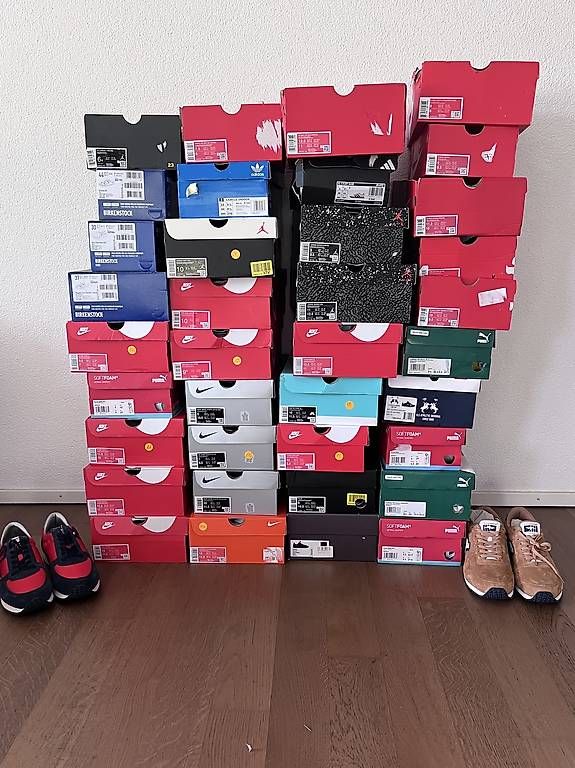 Marquises: Sneaker-Store Schliessung  – D'occasion à Gränichen par can_szm9