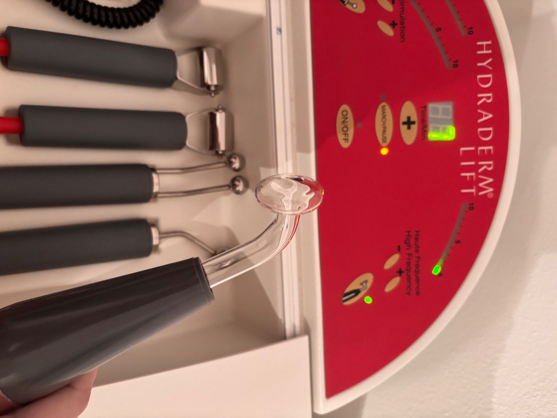 Guinot Cura del viso: Hydradermi Lifting Gerät Guinot – Nuovo (secondo la descrizione) da Basel venduto da Pureza82 5