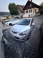 Mazda 2 1.5 Limousine 5-türig grau met. 107234km