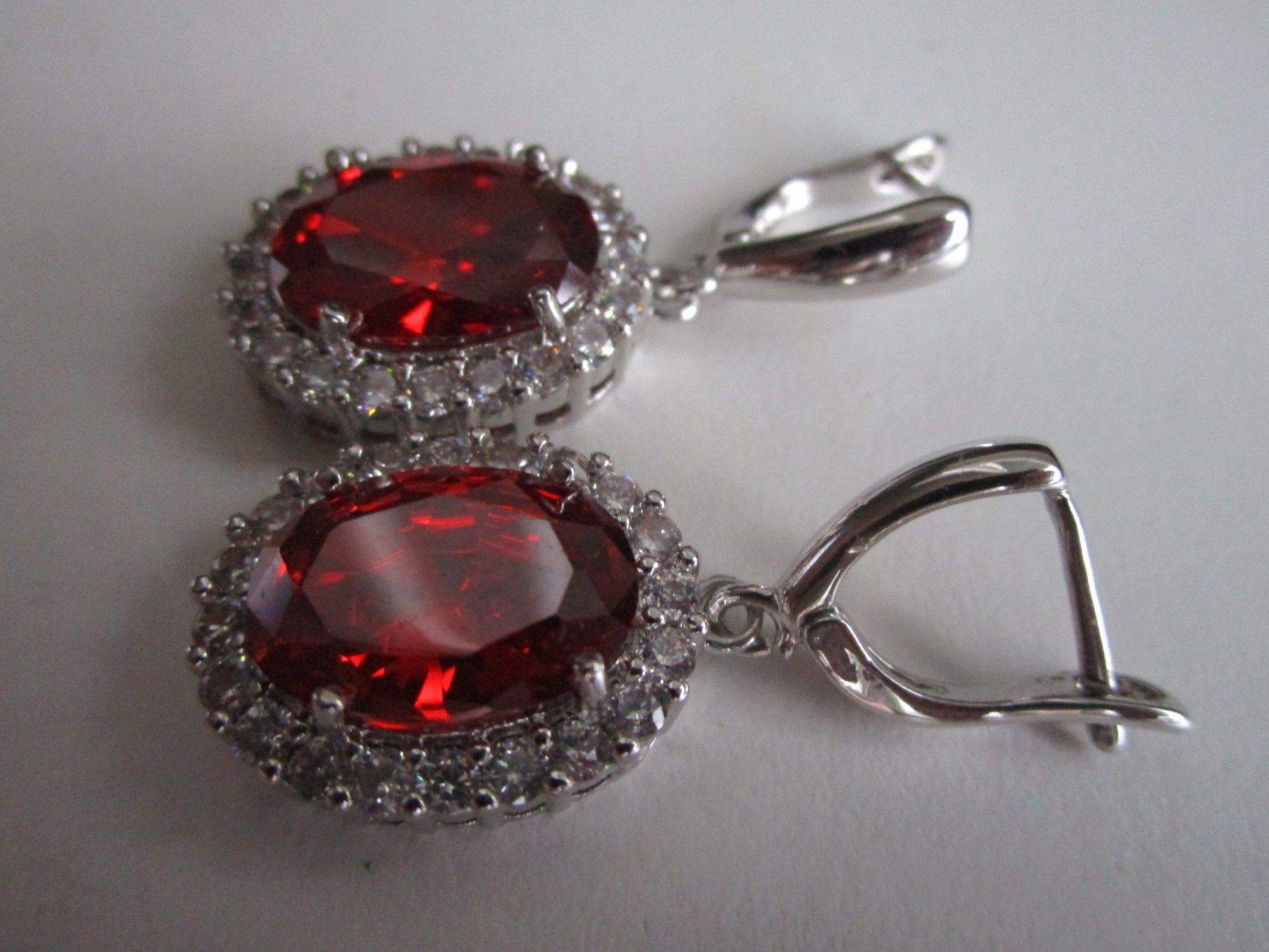 Boucles d'oreille: Ohrhänger mit Steinen  Modeschmuck – D'occasion à Heimberg par Lupo57 1