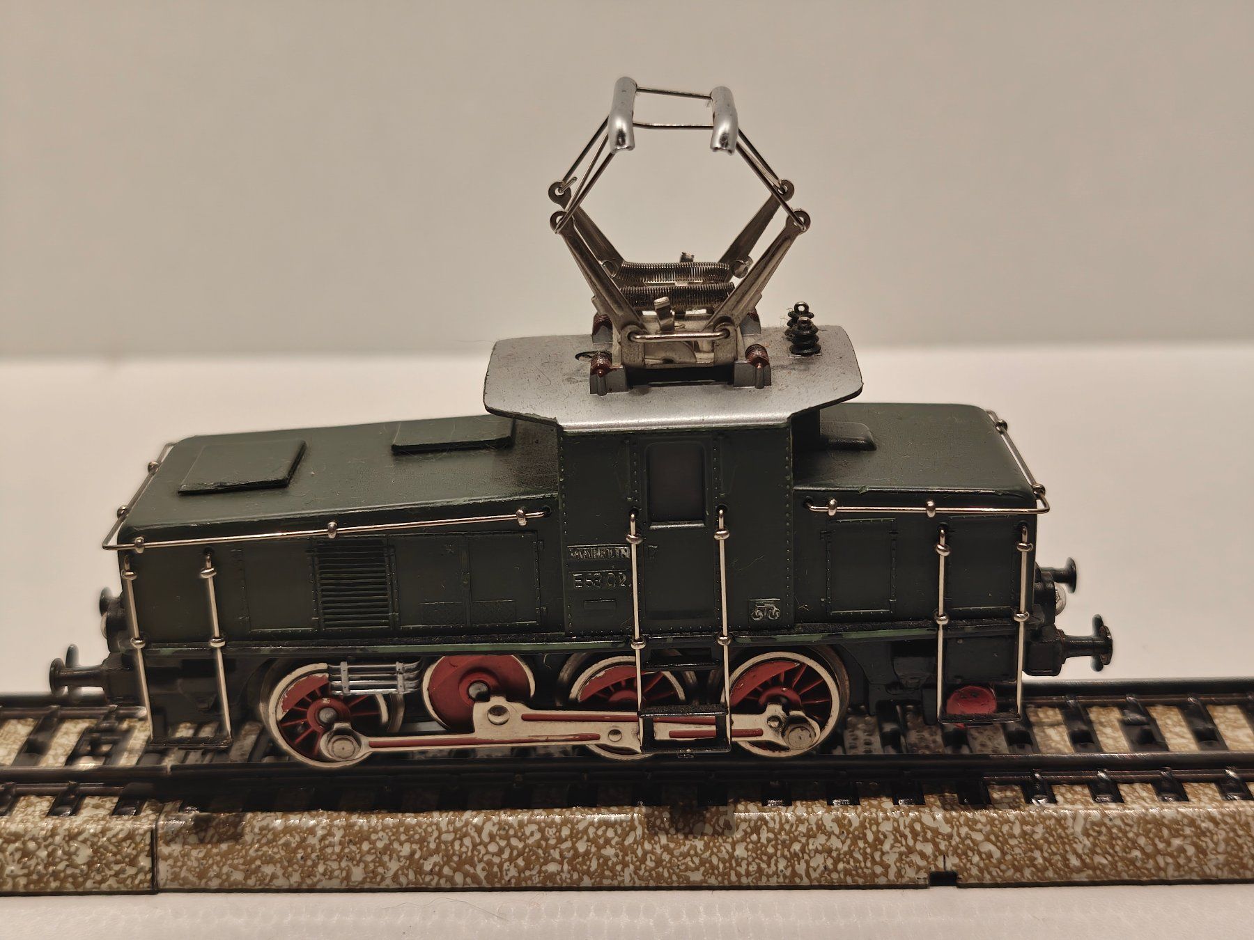 Märklin Modellini di ferrovie: Kleine Märklin Rangierlok – Usato da Braunau venduto da Homersimpson 3