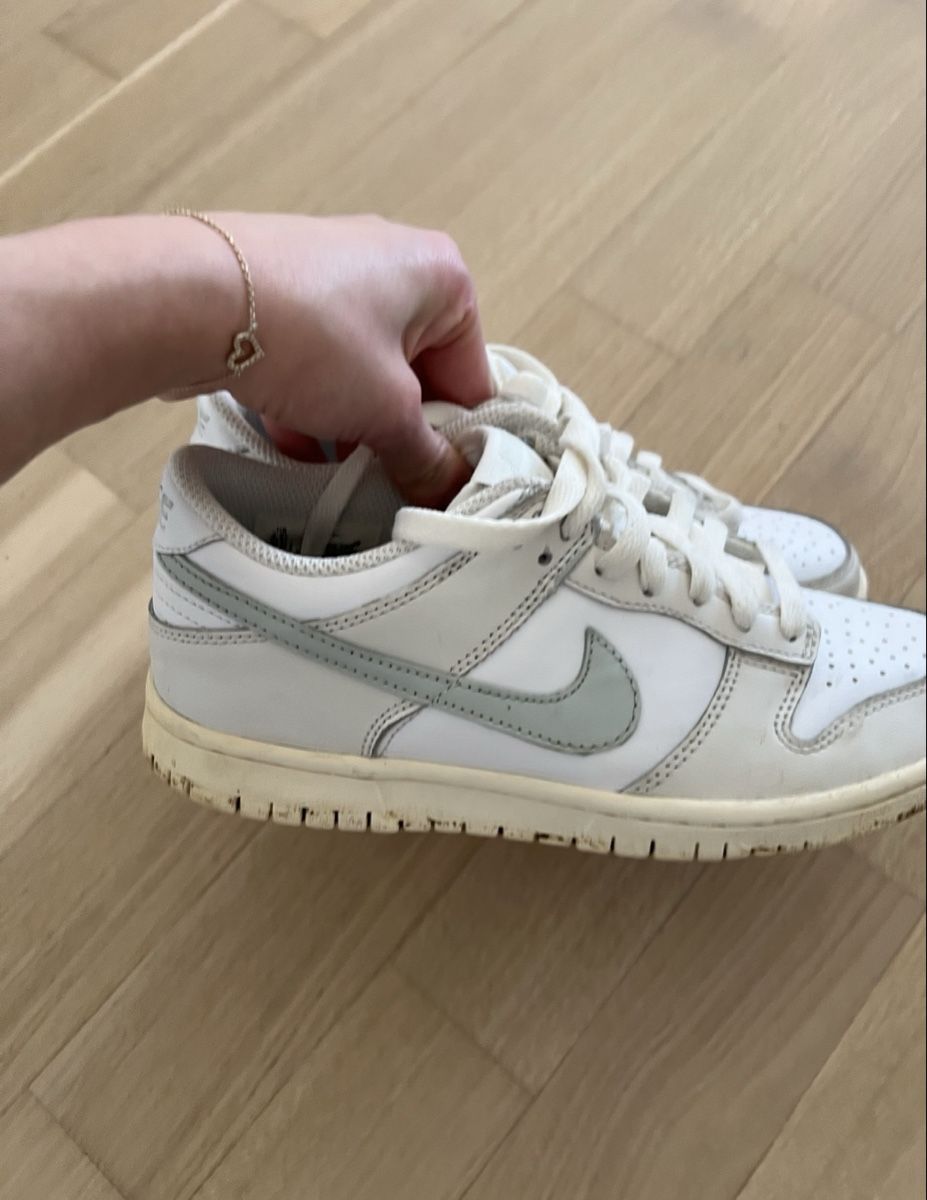 Nike Schuhe für Jungen: Nike Dunk Low Sneaker – Gebraucht aus Laufen von mar_flh8 1