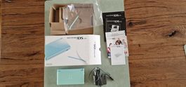 Nintendo DS Lite Konsole hellblau mit OVP und Zubehör
