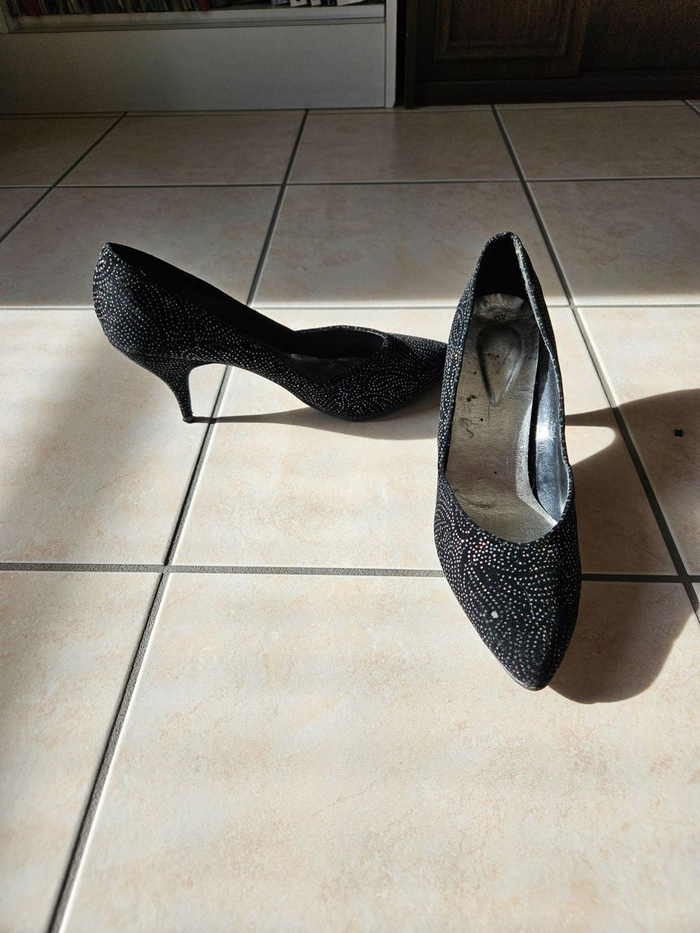 Scarpe da donna: Escapin de soirée – Usato da Chavannes-près-Renens venduto da DorotheeDemeester
