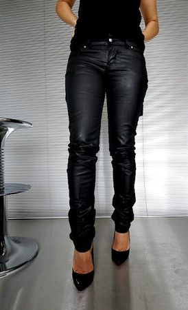 SUPERAKTION! NEUE ©"FIONA C" SEHR SEXY JEANS inLEATHER LOOK