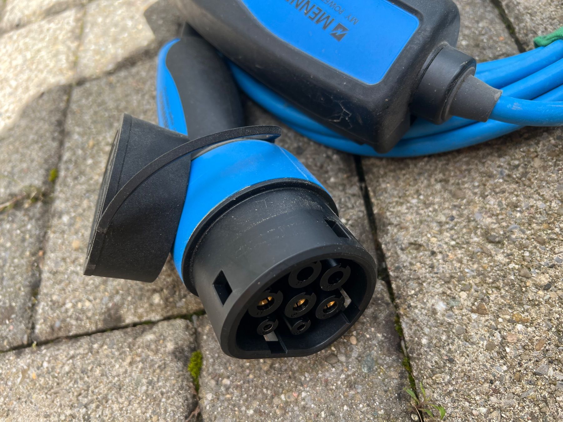 Câbles: Ladekabel Elektroauto – D'occasion à Kölliken par Rnini 1