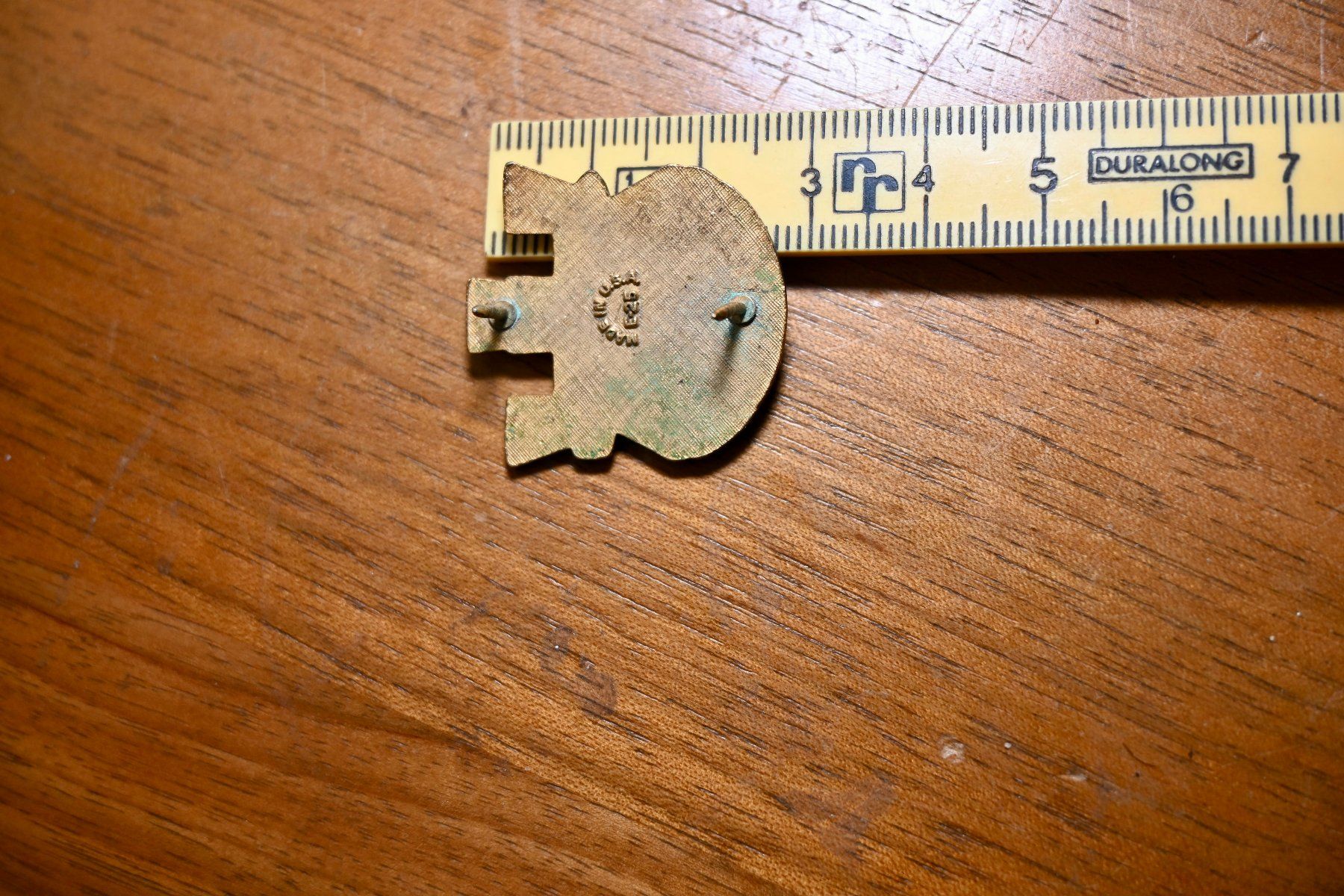 Placchette & Badge: VINTAGE US Army - 130th Engineer Brigade Emaille Pin – Usato da Pfaffhausen venduto da mono_rec 3