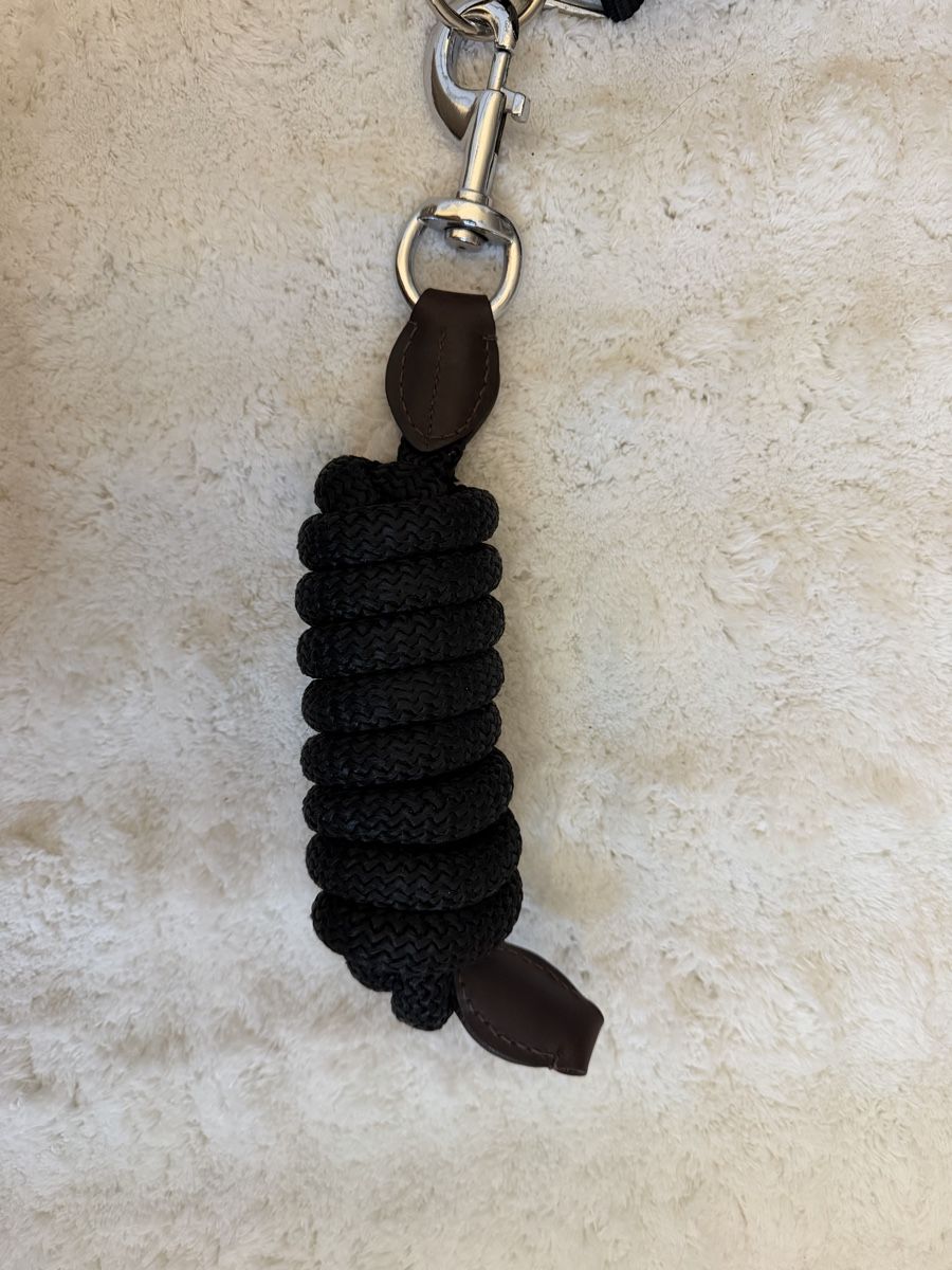 Briglie & Cavezze: Halfter Teddyfleece mit Strick – Nuovo e nell'imballaggio originale da Rheinfelden venduto da Schoefli74 2
