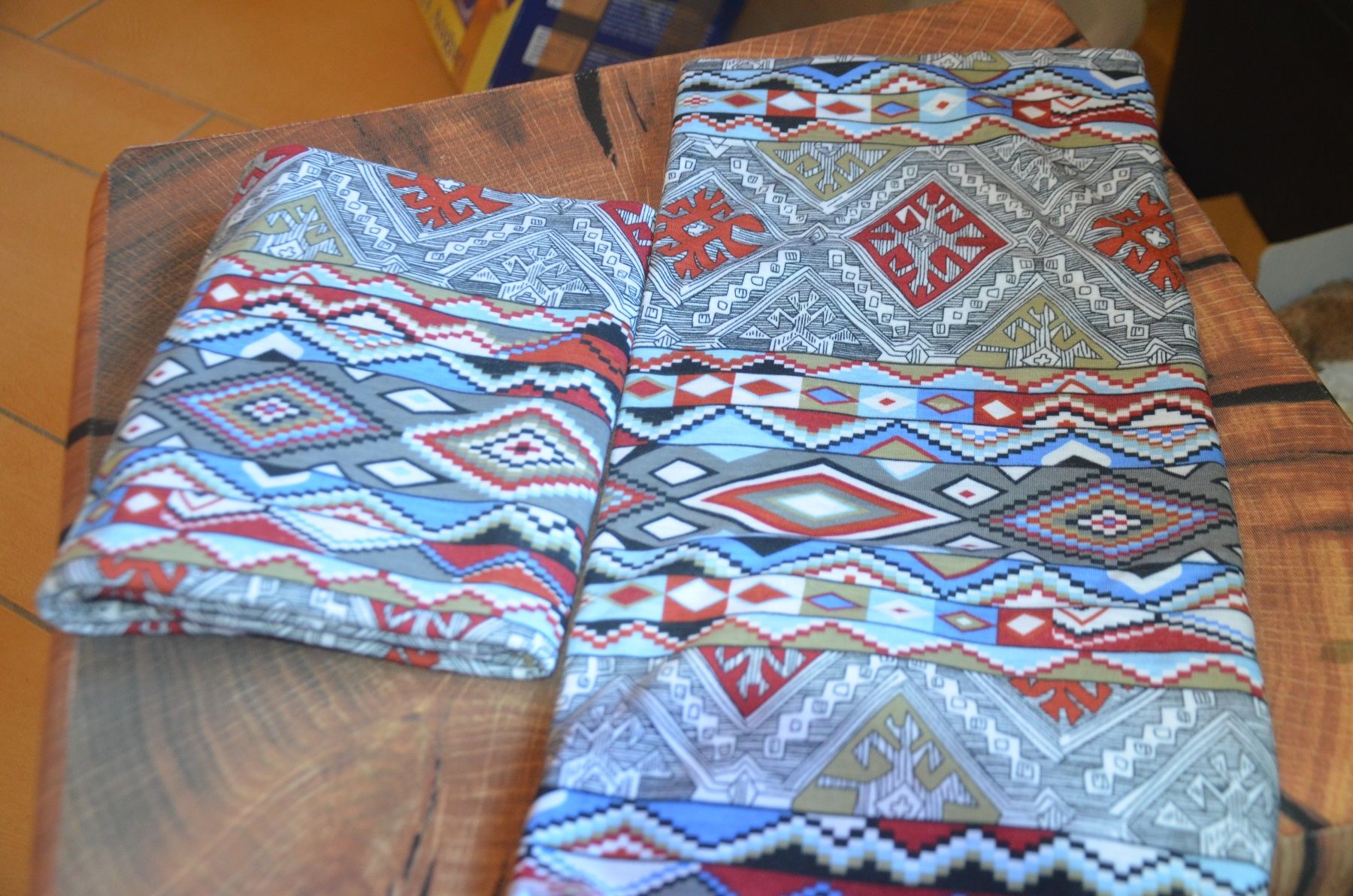 Tessuti: 2 STUCK STOFF RESTE JERSEY - 2 X CM 140X80 – Nuovo e nell'imballaggio originale da Chiasso venduto da Dolly015
