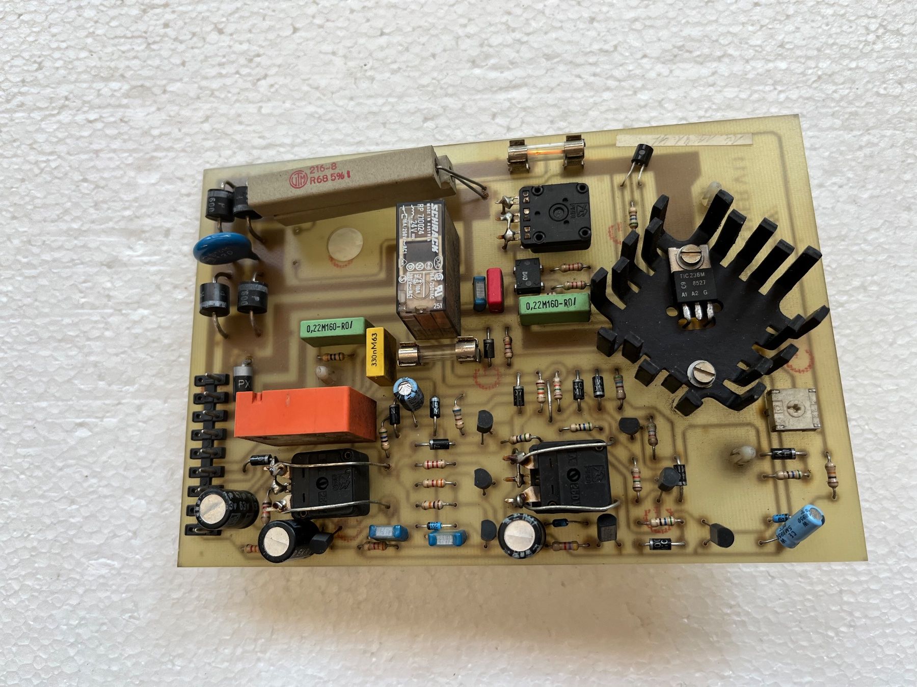 Elektronikbauteile: Steuertafeln, Elektronik – Gebraucht aus Küblis von hypofacto 7