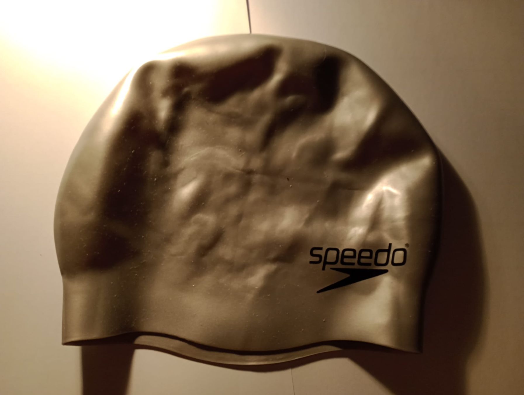 Piscine: Badekappe Speedo silbern – Usato da Wädenswil venduto da Mirm1.0 2