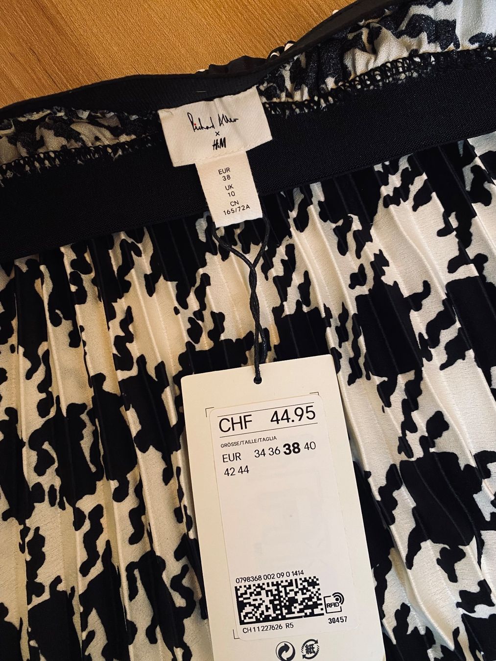 H&M Röcke: Rock – Neu und originalverpackt aus Gadmen von Pinguin89_90 1