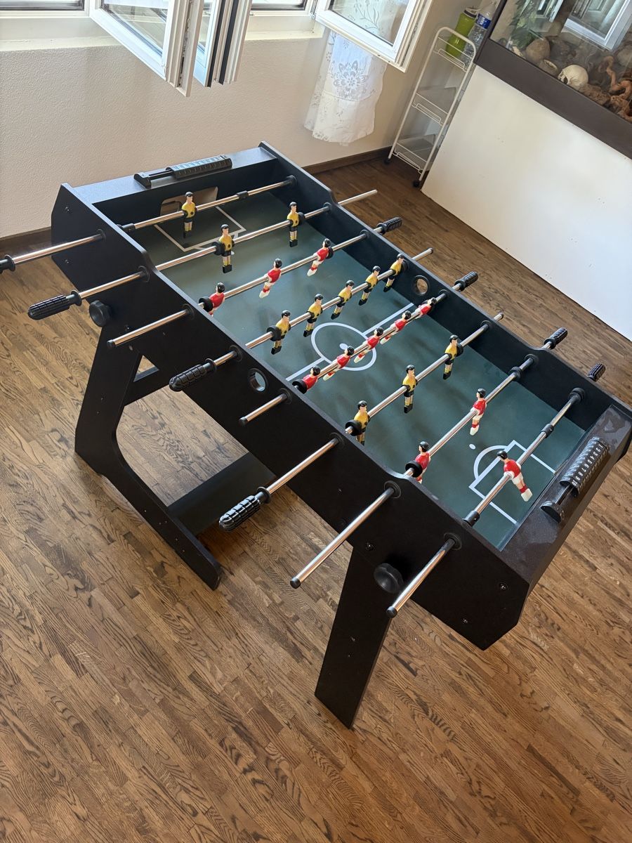 Spiele: Töggelikasten, Tischfussball – Gebraucht aus Rüderswil von dariasophialuisa 3