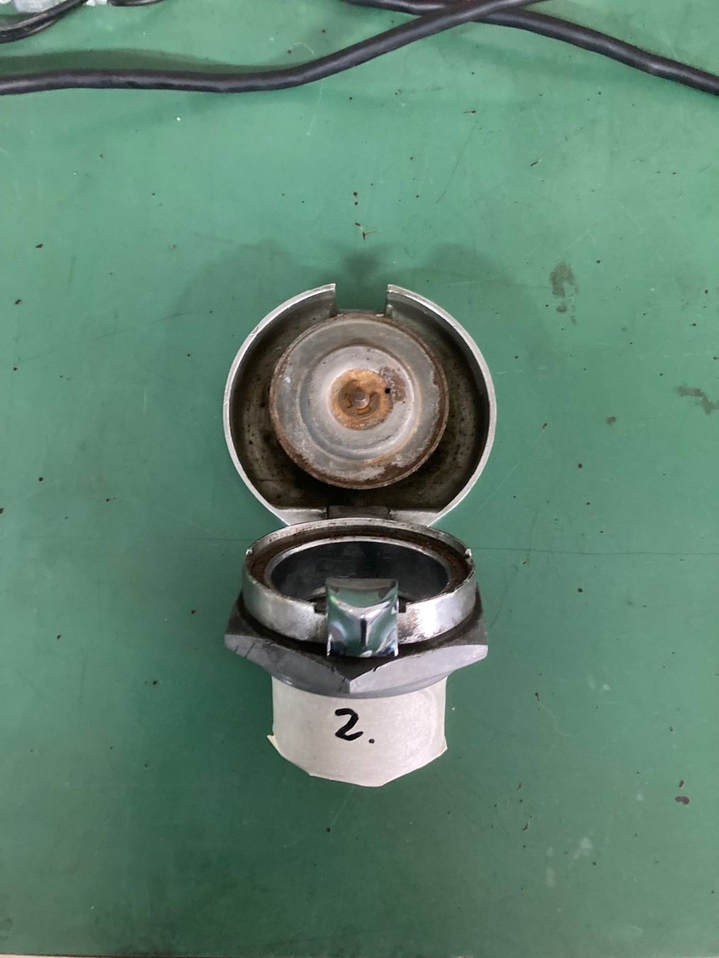 Triumph Accessori per altri veicoli: Triumph Tankdeckel Nr.2 – Usato da Zielebach venduto da ZIGER02 2