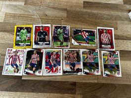 11 Topps Fussball-Cards mit Spielern von Atletico Madrid