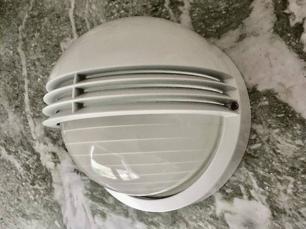 Lampade: Aussenleuchte – Usato da Zürich venduto da Ro80 1