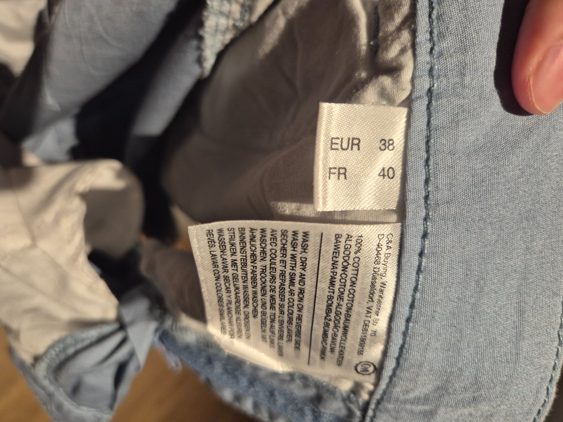 C&A Pantalons: Blaue Shorts Jessica 38 – D'occasion à Kloten par gupnik 3