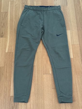 Nike Trainingshose Dri-FIT, Grösse S, Top Zustand!