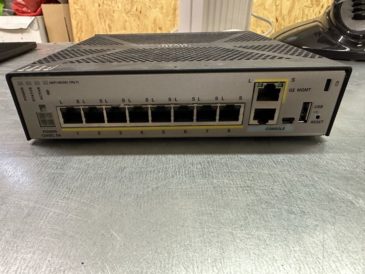 Cisco Firewall: Cisco Firewall ASA5506-X – Usato da Luzern venduto da FrankGroebel 1