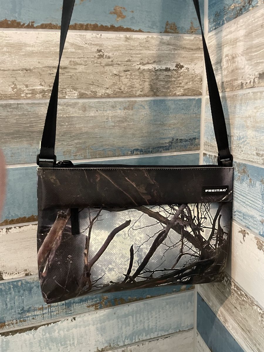 Freitag Taschen: Freitag Lou, très original – Neu und originalverpackt aus Moutier von Madameduce 1