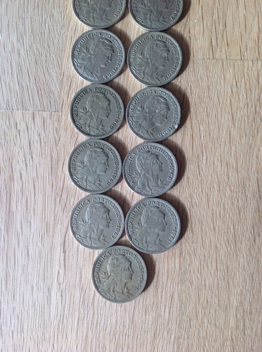 Tutti le monete: 11 pce de 50 centavos de Portugal TTB – Usato da Villars-sur-Glâne venduto da Graca03 3