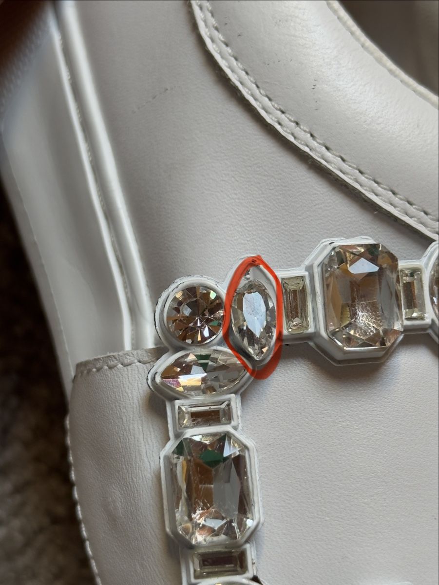 Scarpe da donna: Baskets Roger Vivier  blanches femme 38 – Usato da Vuippens venduto da Anna_as 3