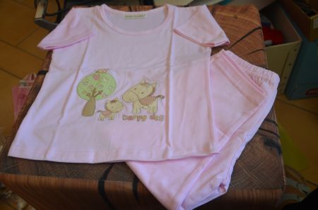 TAILLE 104 - PIJAMA NEU