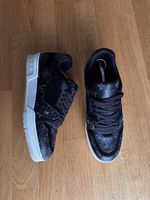 LV Sneaker Nr. 42