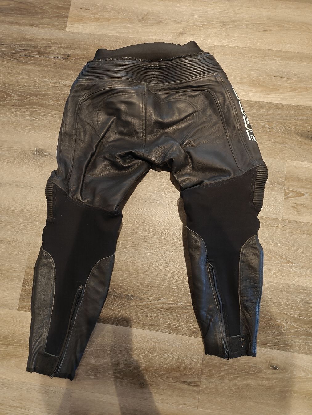Pantaloni: Büse Motorradhose Herren L/52 – Usato da Pieterlen venduto da Saemelili 3