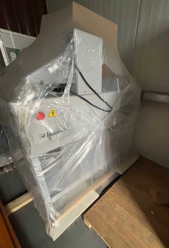 Tutte le macchine: Favorit Papierschneidemaschine – Usato da Egg b. Zürich venduto da SwissTradingAgency 3