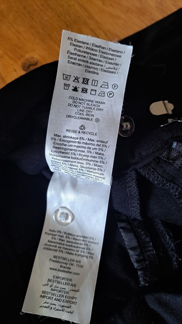 Vero Moda Pantaloni: Stoffhose mit Bindegürtel Vero Moda Schwarz – Usato da Seengen venduto da ja6_65wp 4