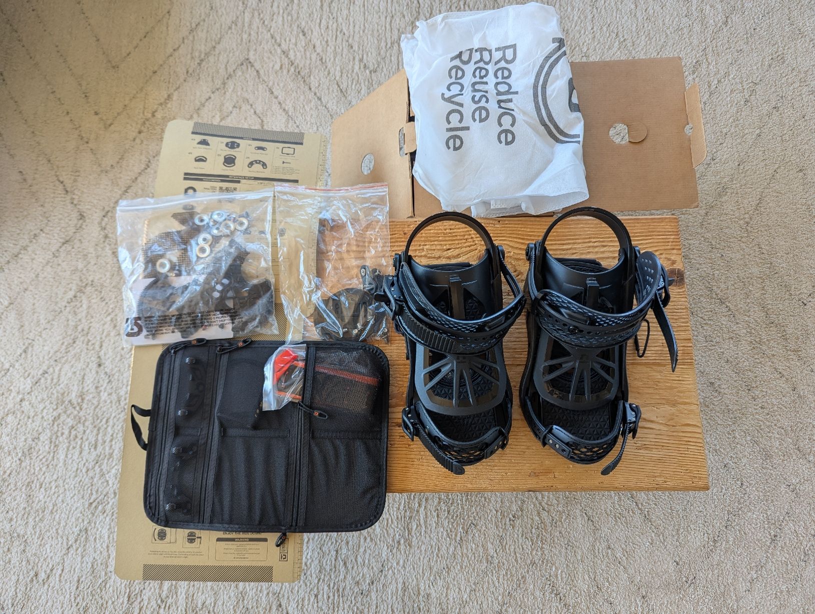Union Bindungen: Union Explorer Snowboard Bindungen, Grösse L, Komplett! – Neu (gemäss Beschreibung) aus Grüningen von JaYson93