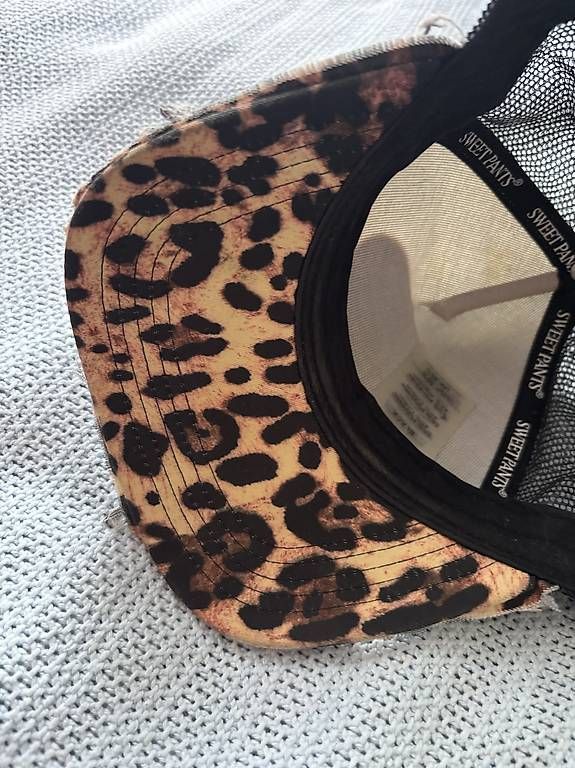 Copricapi, berretti & cappellini: casquette Sweetpants  – Usato da Le Lignon venduto da jm__k2lf 2