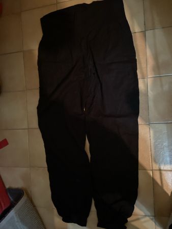 Training noir  marque Chicorée confortable, taille haut