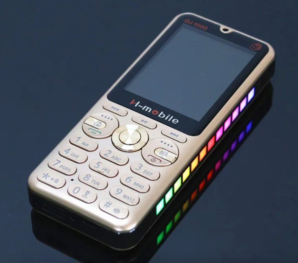 Telefoni cellulari / Smartphones: Mobile Phones Unlocked 4 sim – Nuovo (secondo la descrizione) da Genève venduto da AGBERG 1