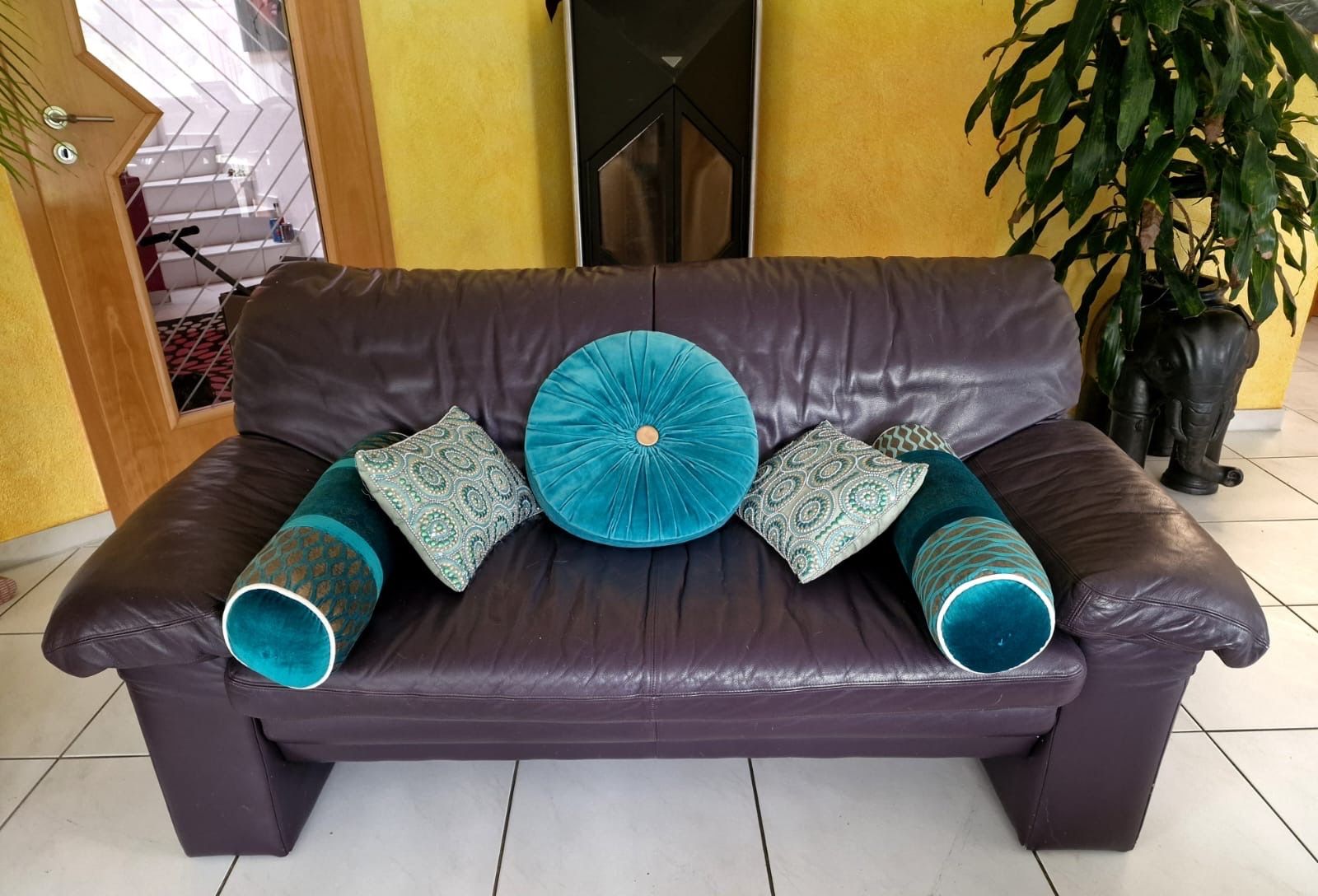 Sofas: Leder Sofas – D'occasion à Obermumpf par alallessi