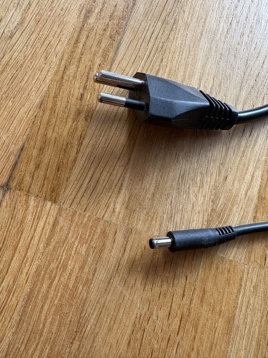 Dell Ladegerät: Chargeur ordinateur portable Dell 65W – Gebraucht aus Fribourg von bappenzell 1