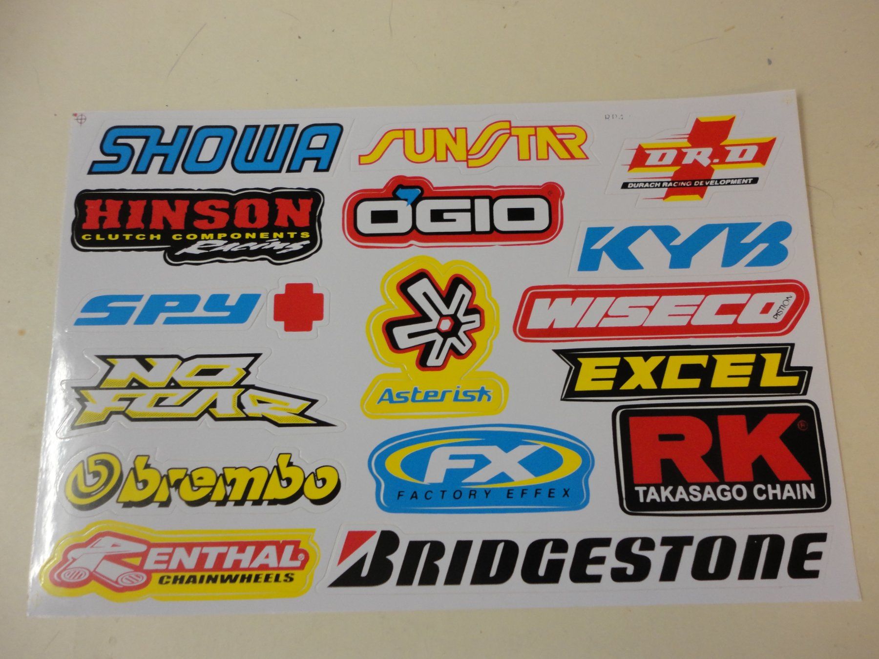 Modellismo RC: Decal für Modelle – Nuovo e nell'imballaggio originale da Horgen venduto da RcModell
