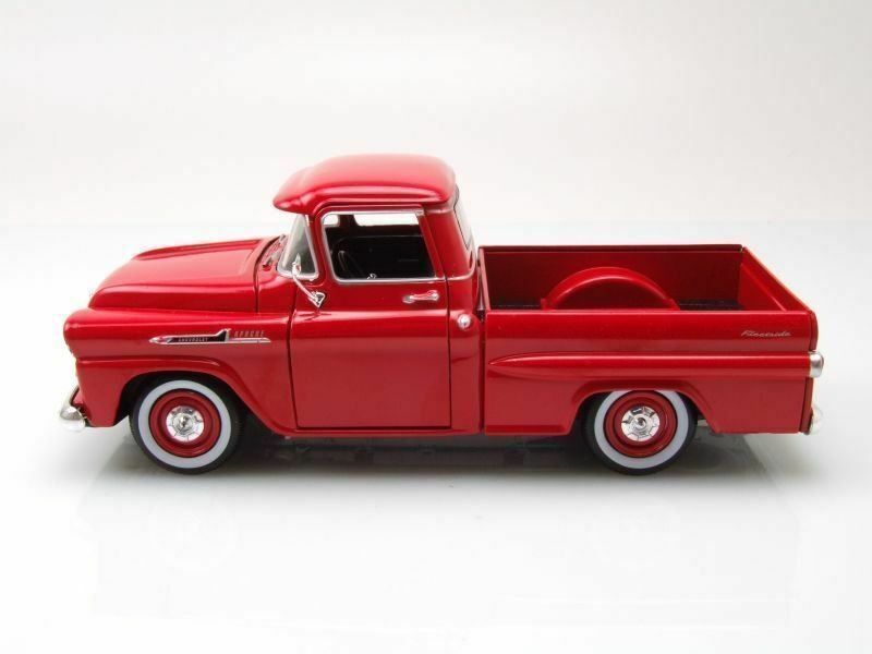 Chevrolet Modellini d'auto: Chevrolet Apache Fleetside Pick Up 1958 rot      1:24 – Nuovo e nell'imballaggio originale da Gerlafingen venduto da espero88 3