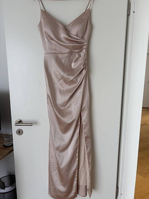 Robes: Abendkleid Gr. 36 (S) – D'occasion à Glarus par mgi0811 1