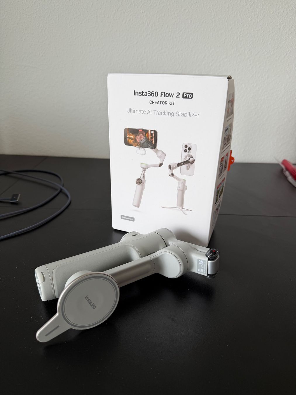 Insta360 Treppiedi & Teste: Insta360 Flow 2 Pro Creator Kit Grau – Usato da Remetschwil venduto da LuisN16 7