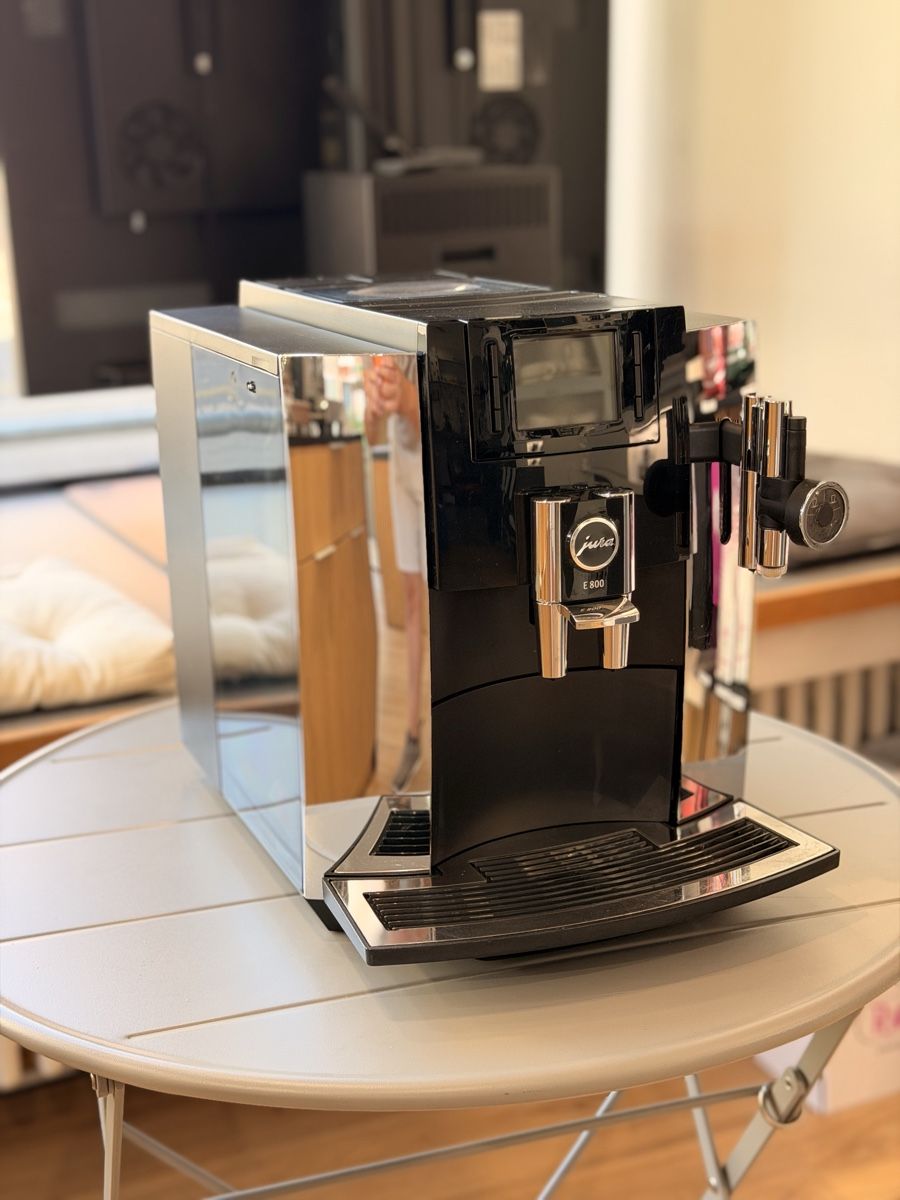 Jura Macchine per caffè & Macchine per espresso: Jura E800 – Usato da Zwingen venduto da vlakcanac558 1